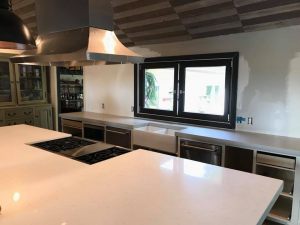 36648273_1729539577100990_6274273583900393472_n